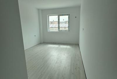 VANZARDE GARSONIERA DECOMANDATA CU BALCON-TVA INCLUS-MILITARI COMISION 0% - 21