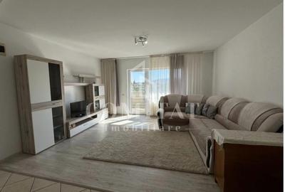 Apartament cu 3 camere semidecomandat, mobilat în Florești