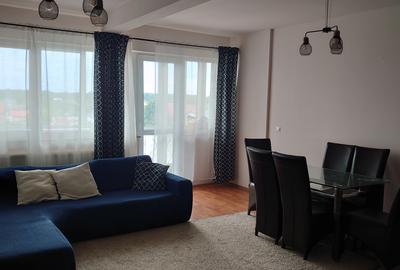 Apartament cu 3 camere decomandat, mobilat în Băneasa