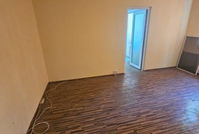 KM  4-5  Apartament  2  Camere  Cf.2  Situat  La  Etajul   2 Incadrat  Liber - 4