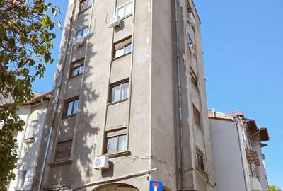 Caderea Bastiliei, apt. 2 camere, etaj 1, balcon,50mp, pe lista de U 3 - 1