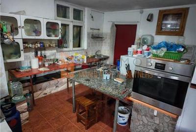 Casa tip P+1+M zona Vintila Voda - 21