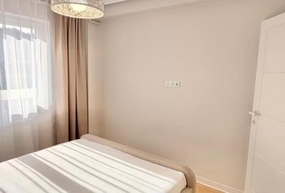 Apartament la cheie , 3 camere, etaj intermediar  , zona Terra - 12