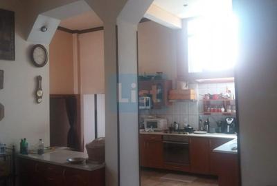 Casa la curte comuna pe 3 nivele, 300mp utili 0% comision - 13