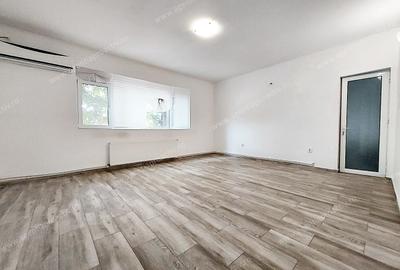 Spațiu comercial, 135 mp în Central