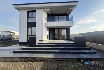 LUX | CASA | VILA INDIVIDUALA | CURTE | PROPRIETAR | TUNARI - 1