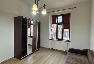 Apartament 2 camere,curte comuna/4 proprietari - 13