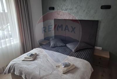 Apartament cu 3 camere de închiriat - 5