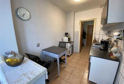 Apartament 2 camere cu balcon zona Bulevardul Mihai Viteazul - 3