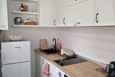 Apartament cu 2 camere semidecomandat, mobilat în Gheorgheni