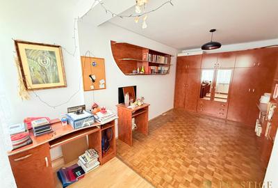 Apartament cu 2 camere tip B de vanzare pe str. Splaiul Crisanei - 8