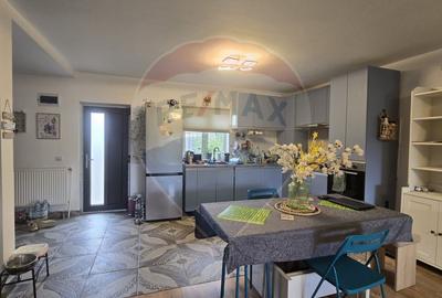 De vanzare Casă / Duplex - 6