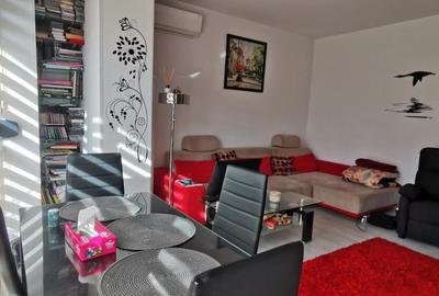 Apartament cu 3 camere, mobilat în Titan