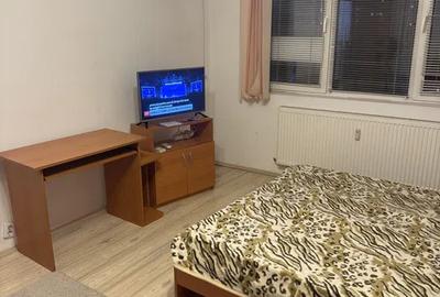 Titan Sectia 13 | 2 Camere | Decomandat | Etaj 4/4 - 1