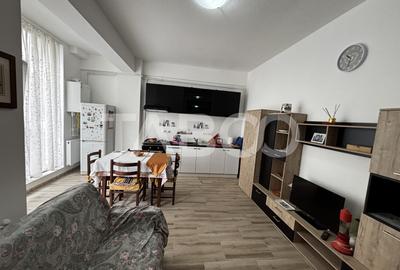 Apartament cu 2 camere semidecomandat, mobilat în Exterior Sud