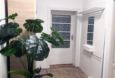 Proprietate unică în Reghin – 1,5 ha intravilan + 2 case locuibile + utilități - 10