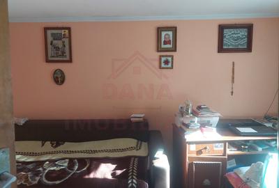 CASĂ 5 CAMERE\ OȚELU-ROȘU\ZONA CIREȘA \ COMISION 0% - 8