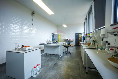Vanzare Spatiu industrial Clasa A, 895 mp + teren 2.880 mp, Ploiești - 40
