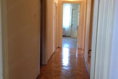 Apartament în Vilă Domenii-Cașin | 3 Camere, Curte 250mp & 4 Locuri Parcare - 5