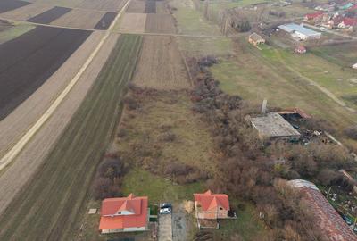 Teren de 444 mp la intrare în Chișineu Criș - 1