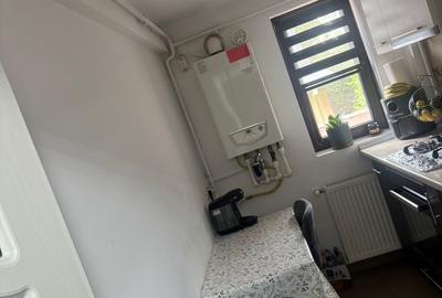 Apartament cu 2 camere, LOC  PARCARE INCLUS IN PRET,decomandat, zona Tatarasi - 5