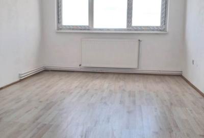 Apartament 3 camere etaj 10 pe Mihai Viteazu - 2