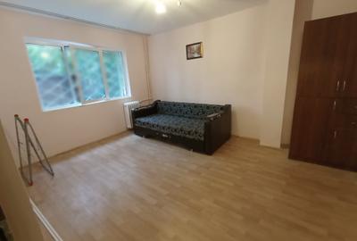 Apartament 1 camera Piata Nicolina! 32mp, Ideal Investitie! - 1