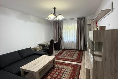 Apartament cu 2 camere decomandat în Zorilor