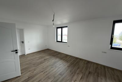 Casa noua cu etaj la cheie zona Scolii 11 - 8