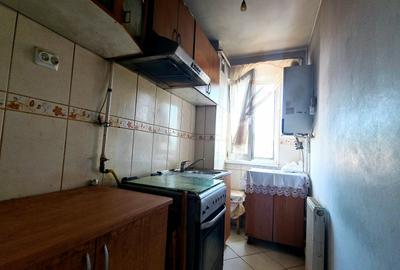 APARTAMENT 2 CAMERE SEMIDECOMANDAT ET 3 - 8