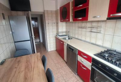 INCHIRIEZ APARTAMENT  3 CAMERE RENOVAT CAMPIA LIBERATII - 5