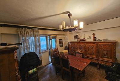 4 camere Dorobanti decomandat, et. 3, an 1980, metrou, 97 mp - 1