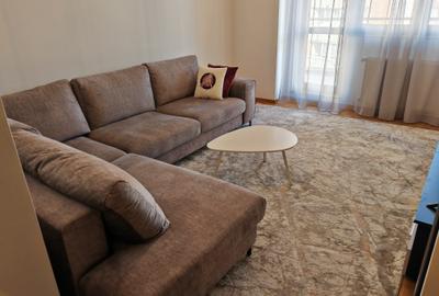 Apartament cu 2 camere decomandat, mobilat în Centrul Civic