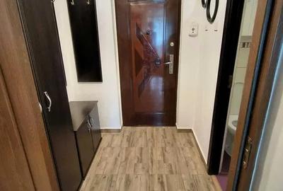 Garsoniera, etajul 3/9, zona Podu de Piatra - 7