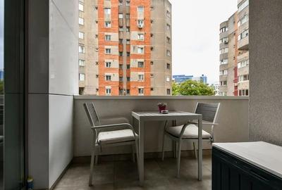 Seaside Living: 2-Room Apt, 250m from Beach + Private Parking - 10