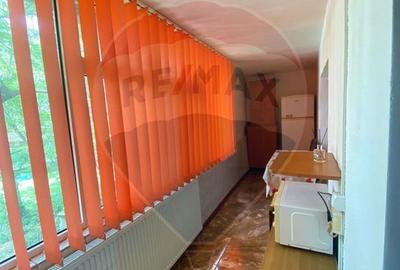 Apartament cu 2 camere de închiriat în zona Rovine - 8