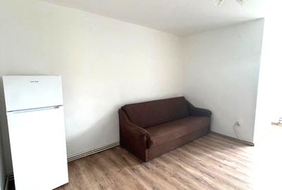 Garsoniera 30mp zona strazii T.V etaj 3  Pret 37.800eur neg - 6