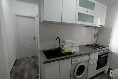 Tomis Nord, Campus, 2 camere decomandate, mobilat, utilat, gaze, 400 Euro - 7