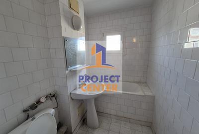 Apartament 3 camere confort 1 decomandat, foarte spatios, etaj 3 - 7
