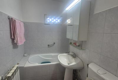 Apartament 3 Camere Micro 16 - Etaj 3, Centrală Proprie & Izolat - 9