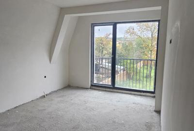 Duplex 6 camere, 150mp utili, 700mp teren, Dambu Rotund - 12