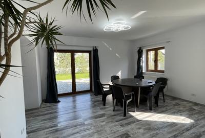 Vila Individuala complet mobilata Laguna Albastra | Garaj - 8