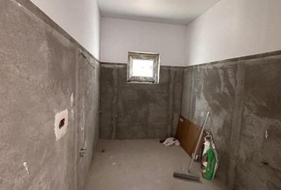 Casa compusa din 4 camere de vanzare, situata in Valu lui Traian - 12