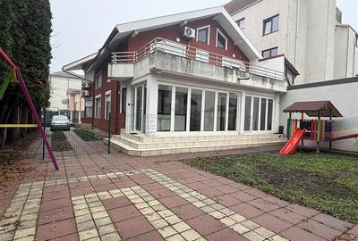 Vila de inchiriat - Ultracentral, Spatiu versatil pentru locuinta, birouri sau a - 3