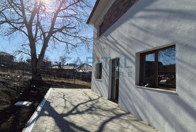 Casa mediteraneana, 139 mpu, 700 mpt, central Dezmir - 3