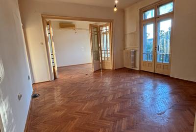 Vanzare apartament cu 4 camere cu vedere in parcul  Cismigiu