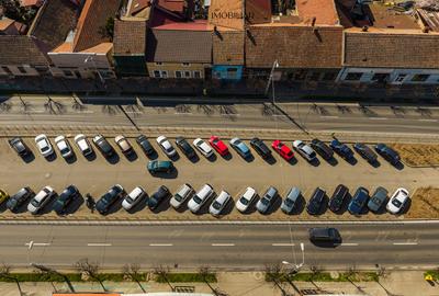Spatiu comercial stradal | vitrina&parcare publica accesibila | Com 0% - 19