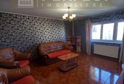 Apartament 3 camere, 7/8 , Ultracentral- Catedrala - 125000 euro