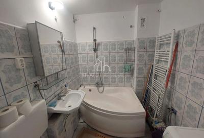 Apartament 4 Camere, De Vânzare, Zona Corina - 2