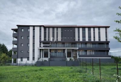 Cladire/ Spatiu Birouri 2100mp construiti Teren1600mp -Parcul Crangasi - 1